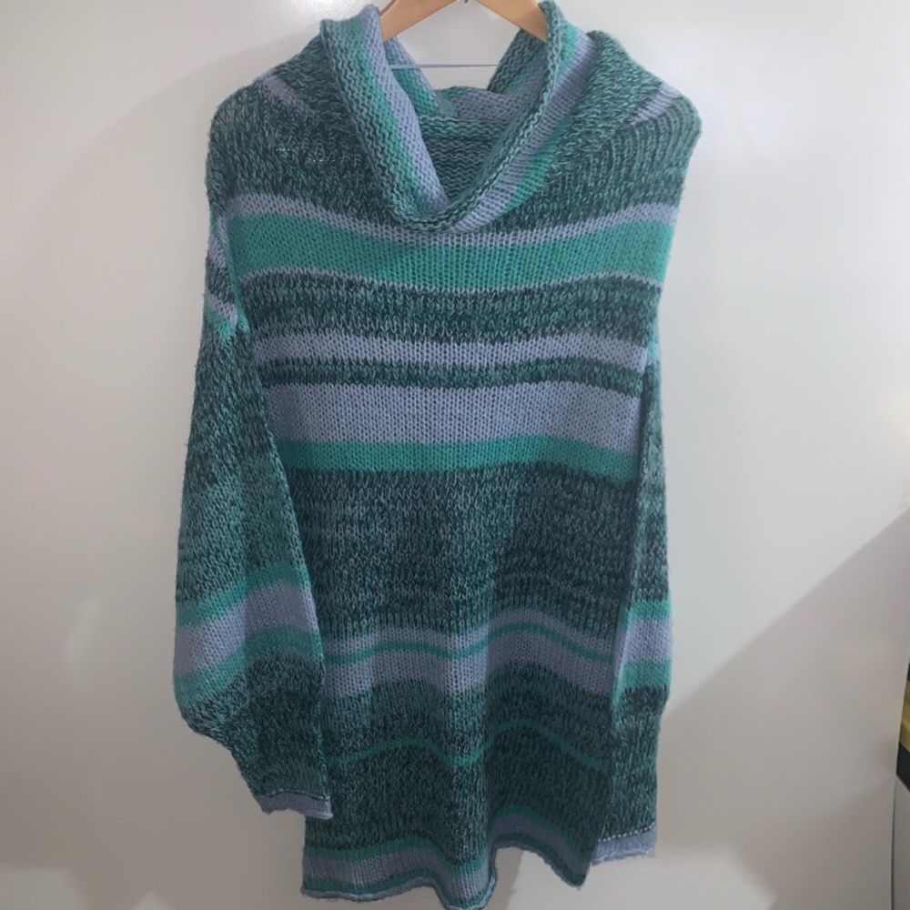 Free People Candy Stripe Tunic Sweater in Waterfalls Combo sz xs NWT - Picture 9 of 9